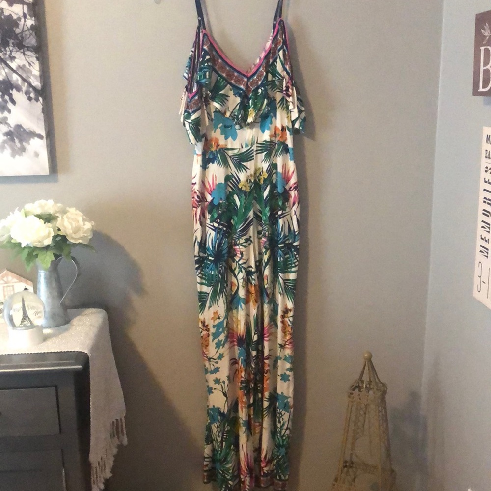 Fun and comfortable jumpsuit in size large from Flying Tomato